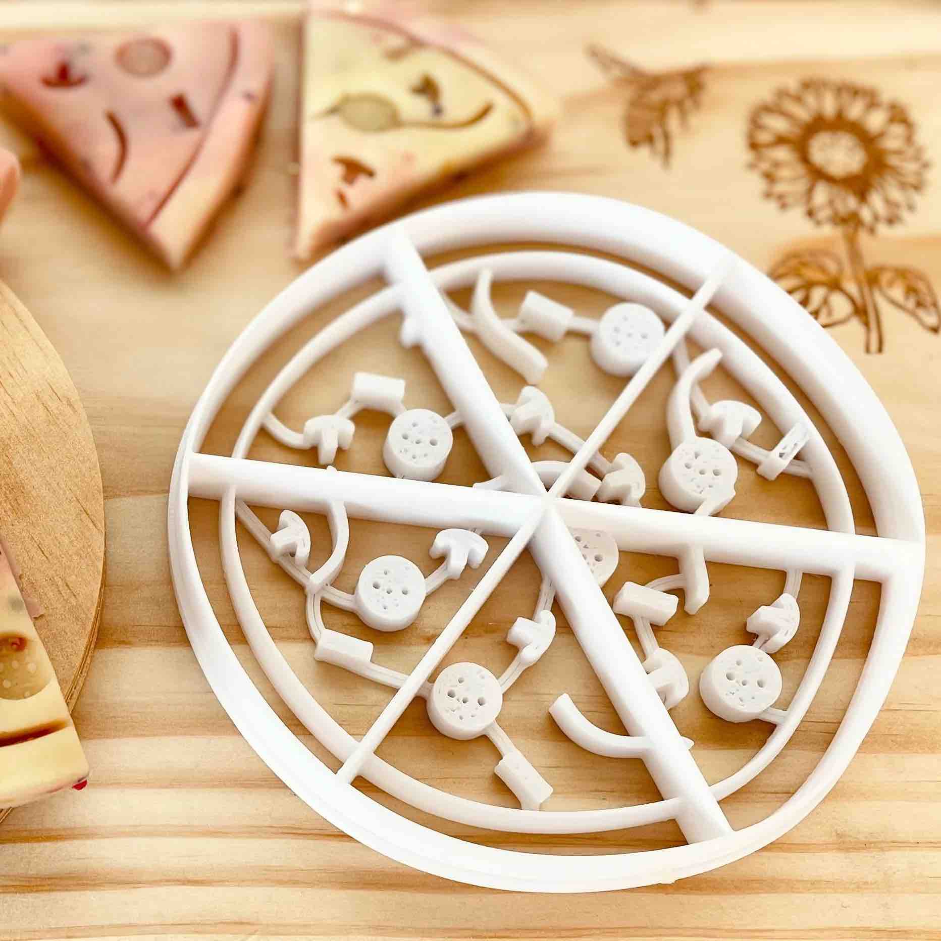 Beadie Bug Play - Whole Pizza Bio Cutter