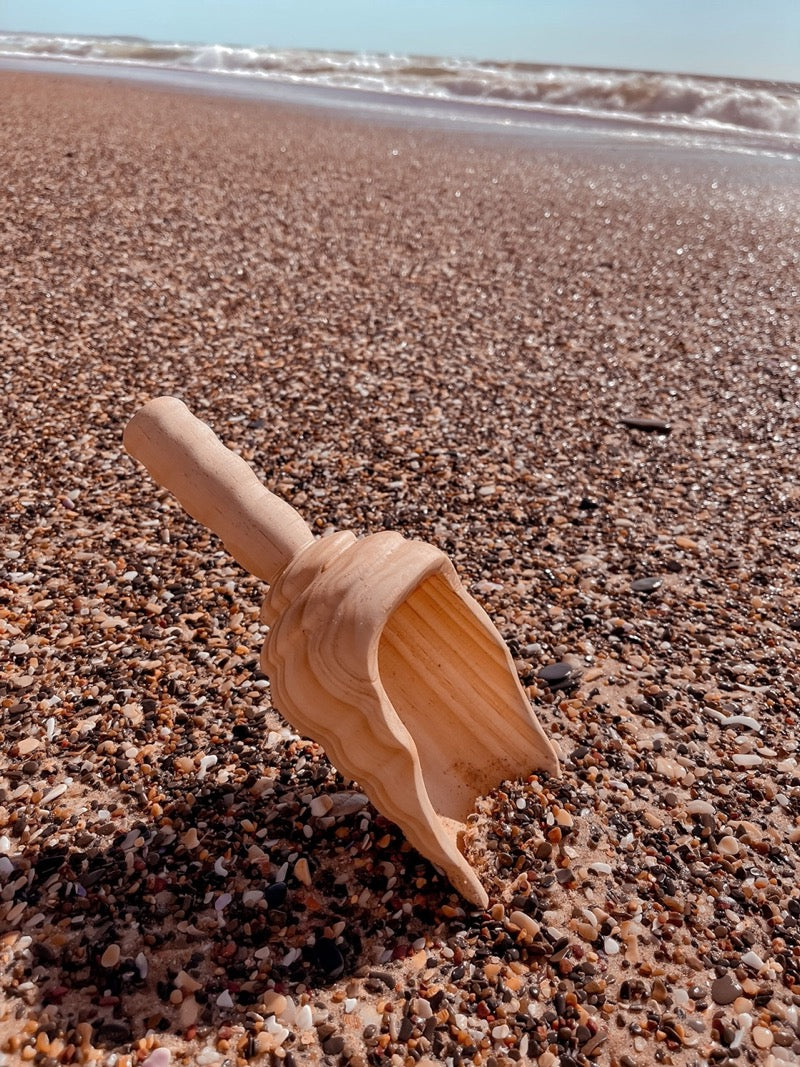 Explore Nook - Large Wooden Vintage Style Shovel