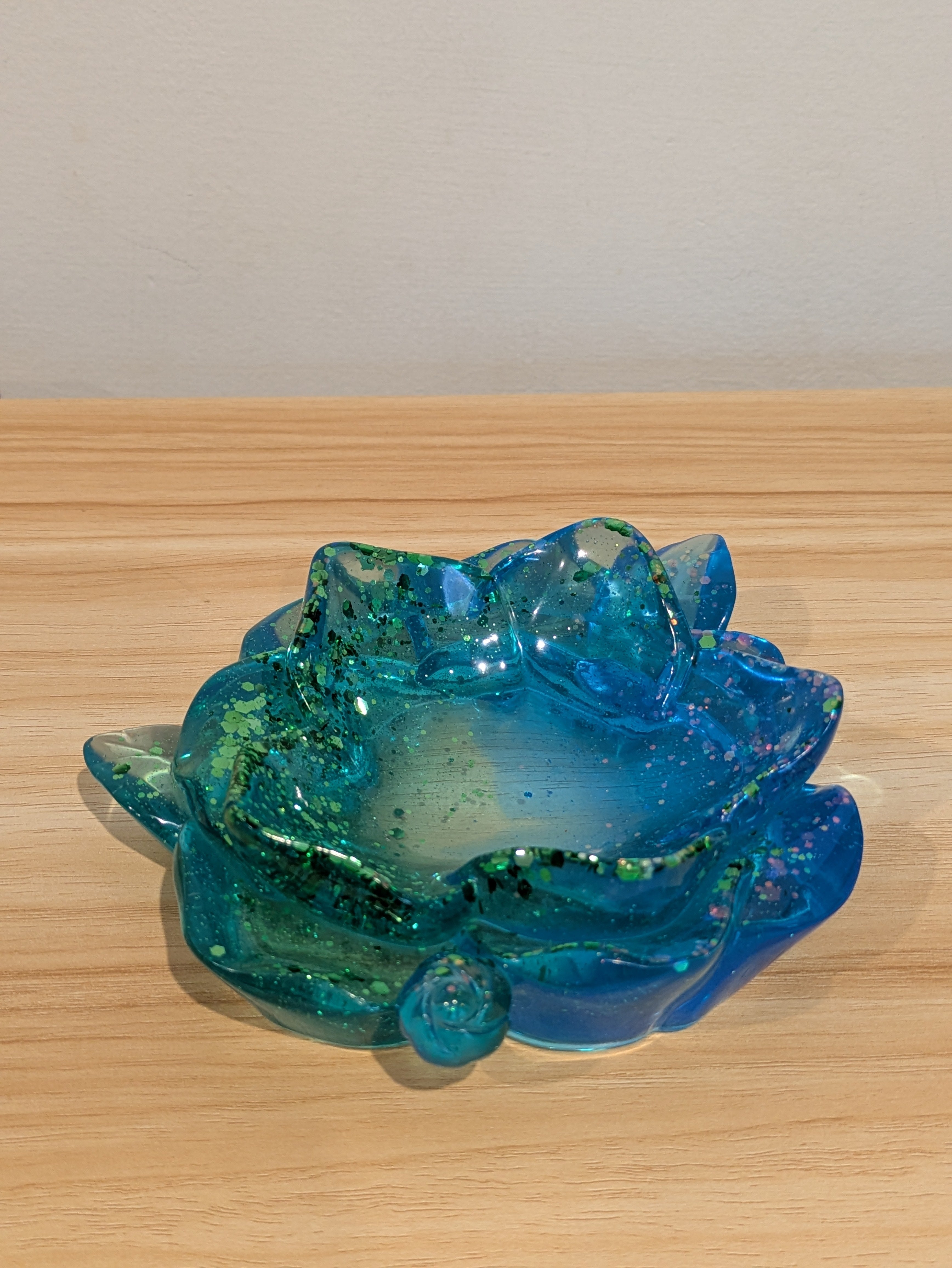 My Sensory Mind - Resin Lotus Flower Sensory Potion Play Bowl