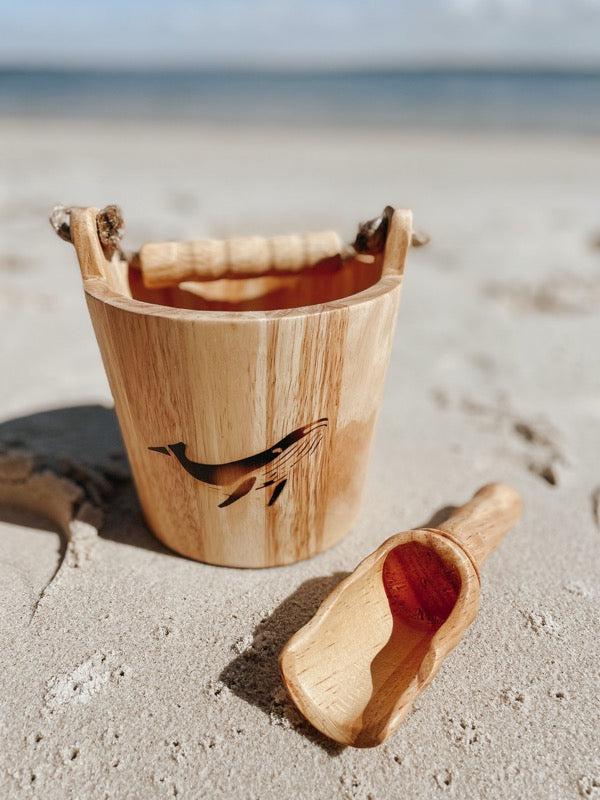 Explore Nook - Wooden Bucket & Scoop set (Whale Burn Stamp Edition)